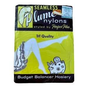 Vintage Plume Nylons Pantyhose Seamless Size 10.5 Long White NOS